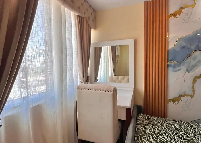 Aparthotel J&j Havenstay Ananda Square Manilla